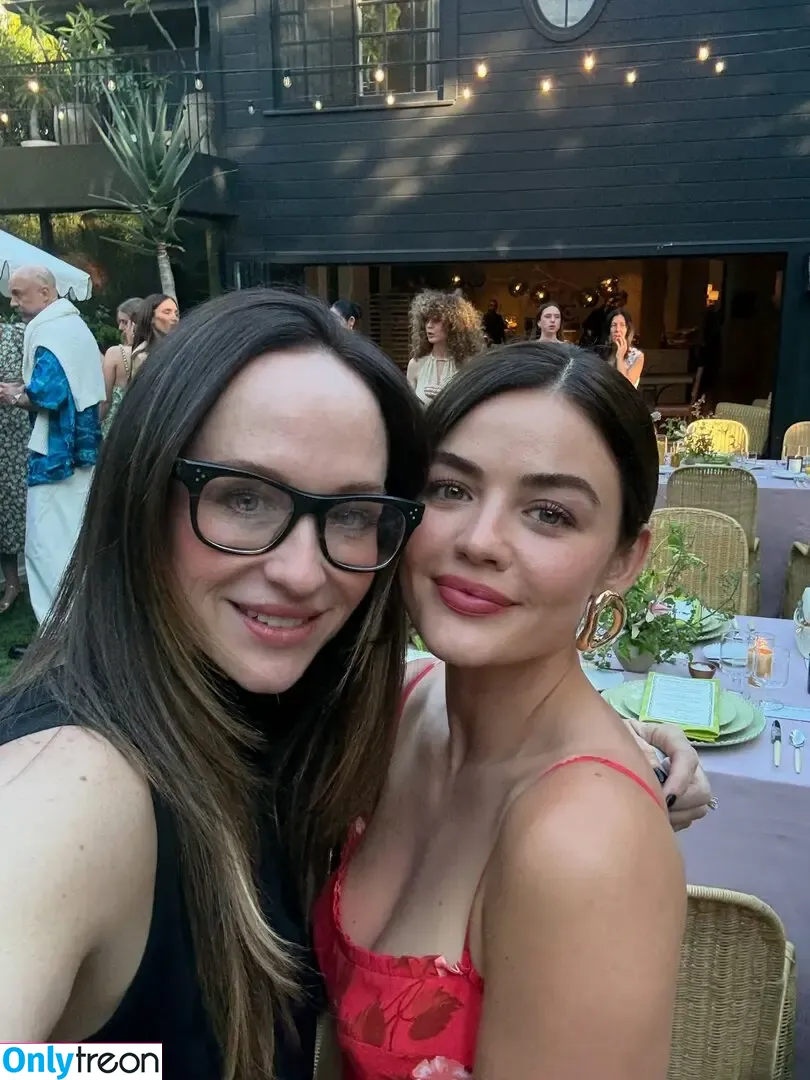 Lucy Hale nude photo #1037 (lucyhale)