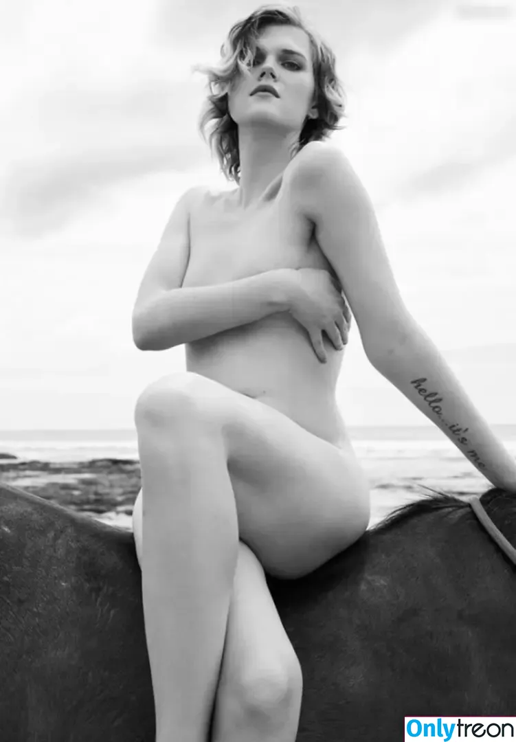 Lucy.hellenbrecht nude photo #0004 (lucyhellenbrecht.official)