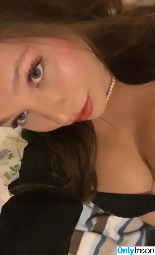 Lucy Lacht nude photo #0177 (lucy_lacht)