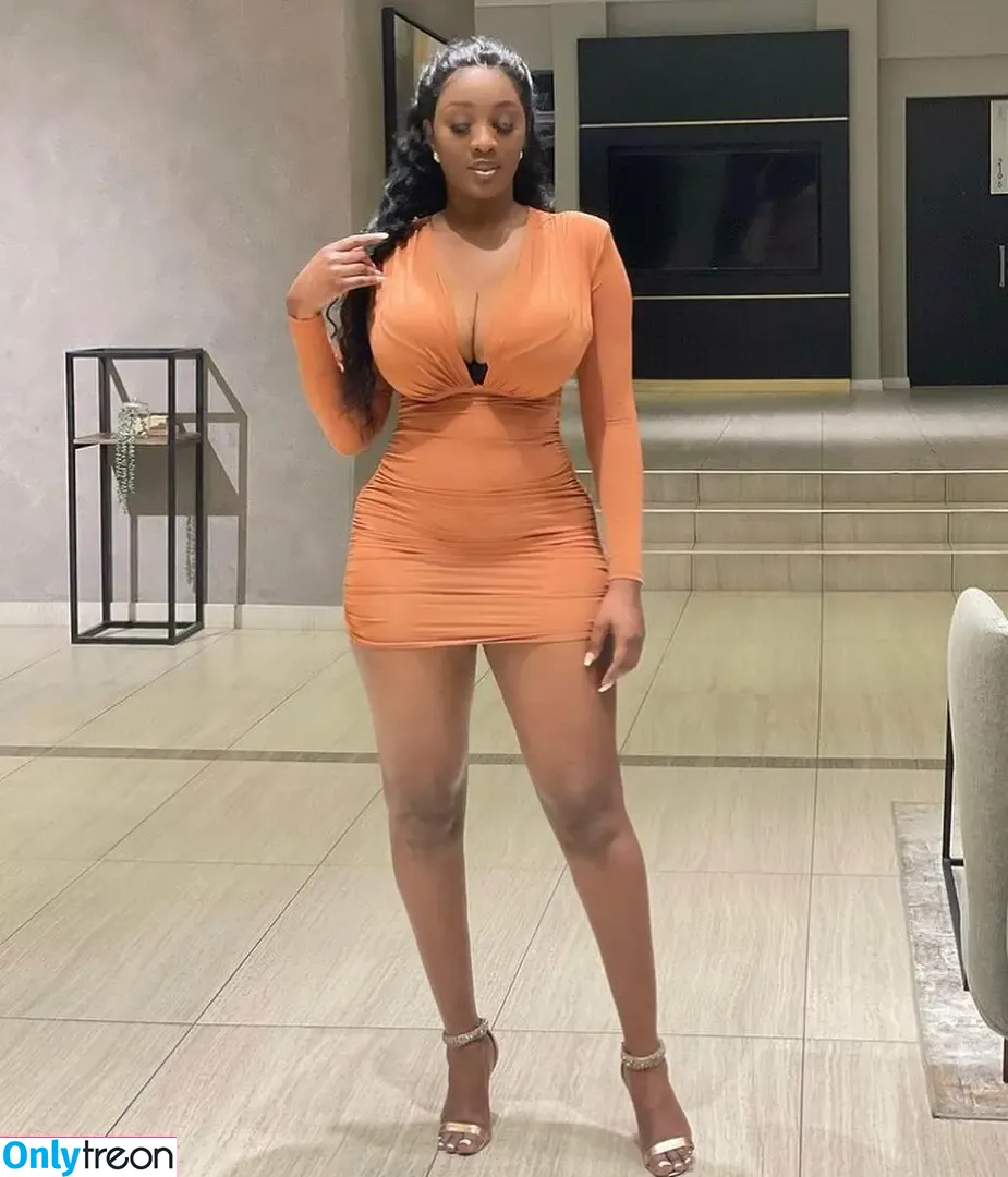 Lucy Malangh nude photo #0020 (lucy_malangh)