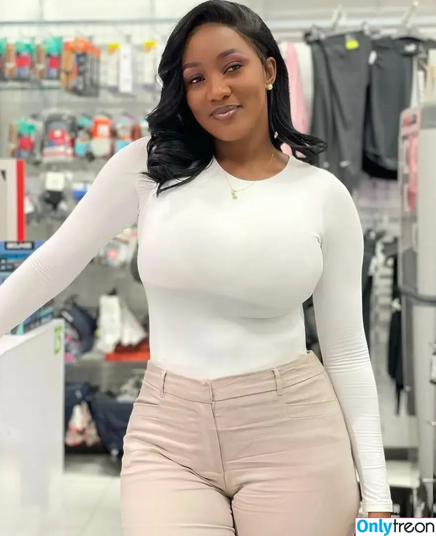 Lucy Malangh nude photo #0029 (lucy_malangh)