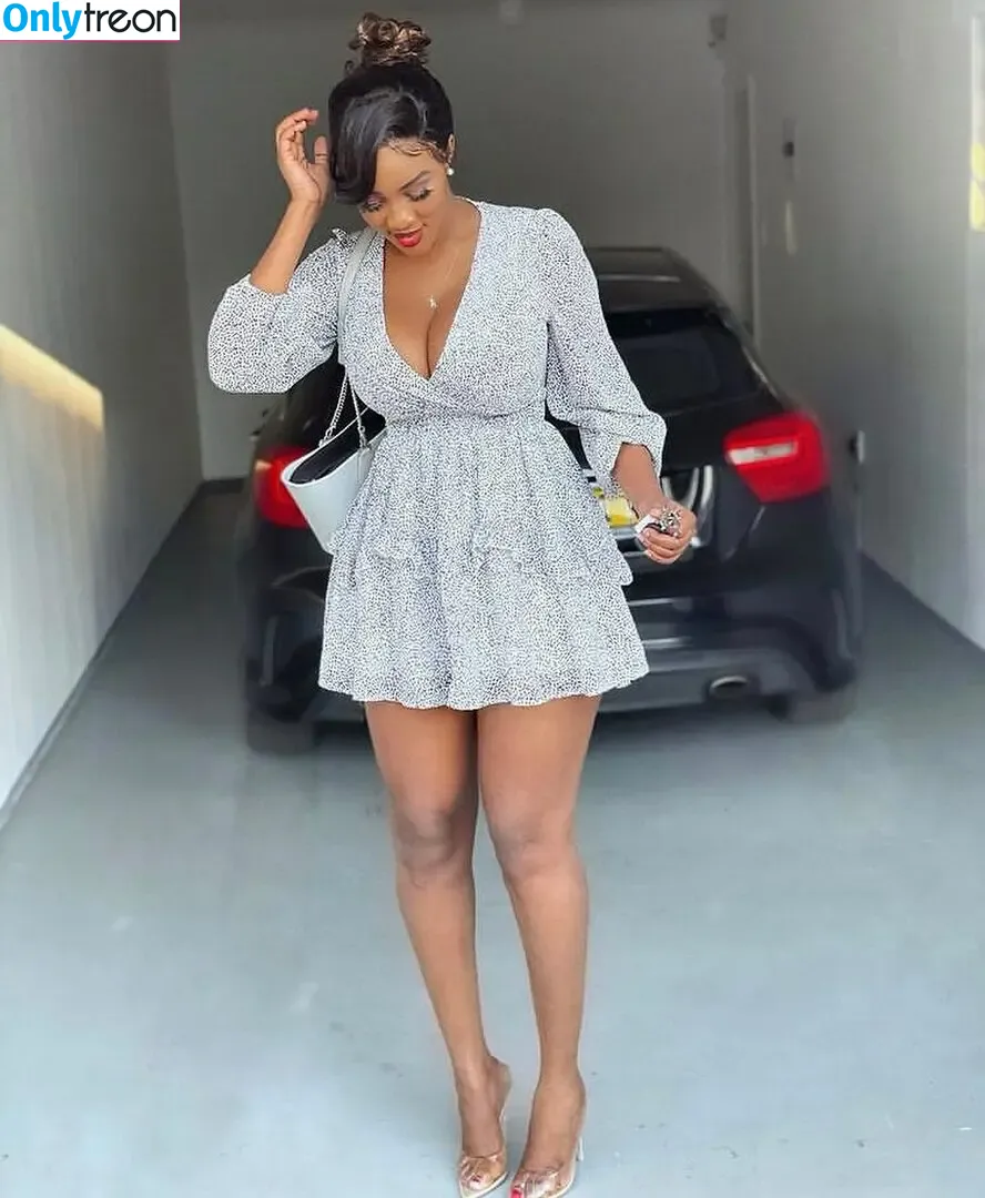 Lucy Malangh nude photo #0033 (lucy_malangh)