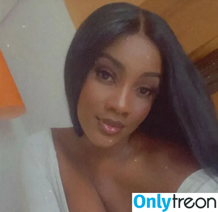 Lucy Malangh nude photo #0047 (lucy_malangh)