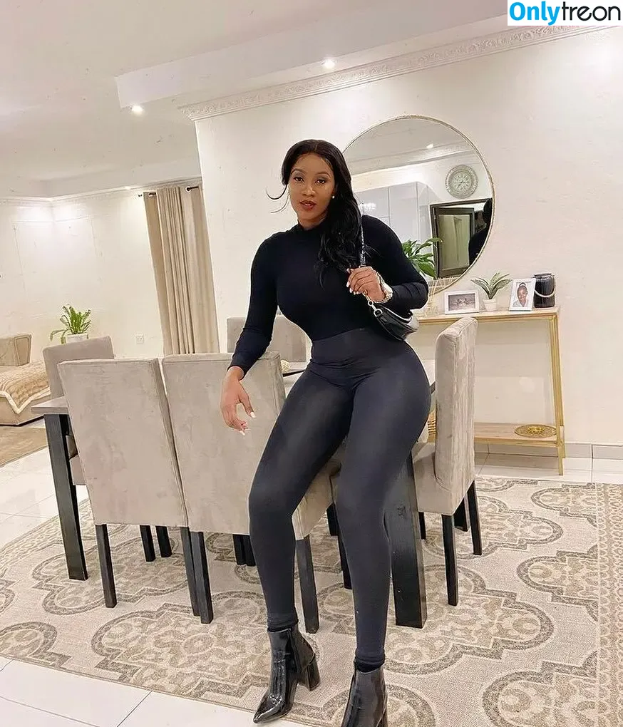 Lucy Malangh nude photo #0049 (lucy_malangh)