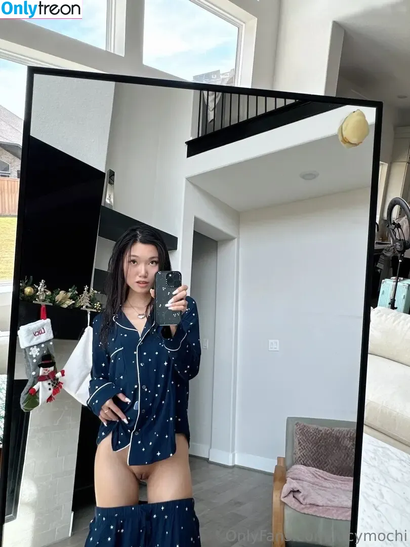 Lucy Mochi nude photo #0001 (Lucy Mochi)
