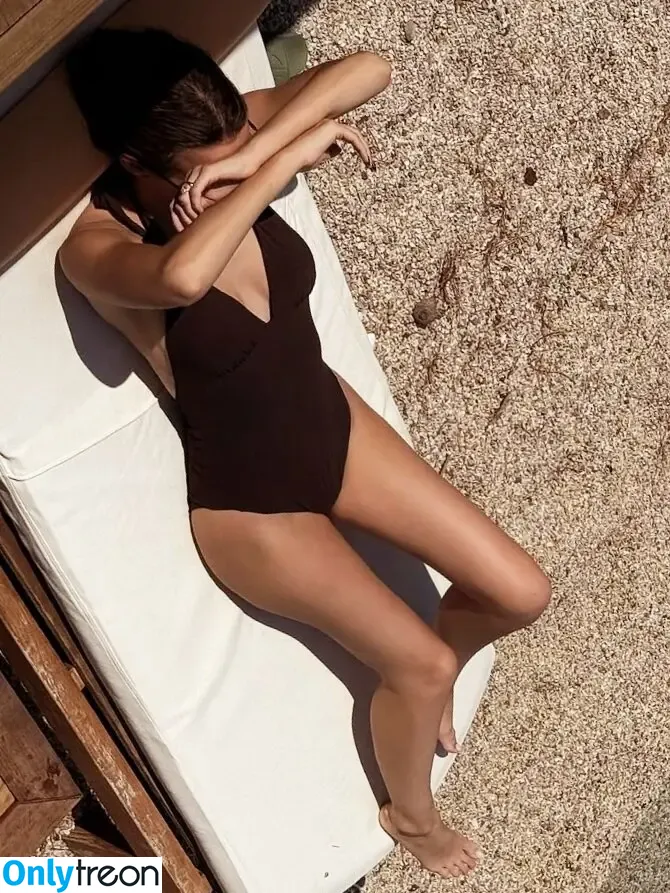 Lucy Watson голая photo #0025 (lucyrose97 / lucywatson)