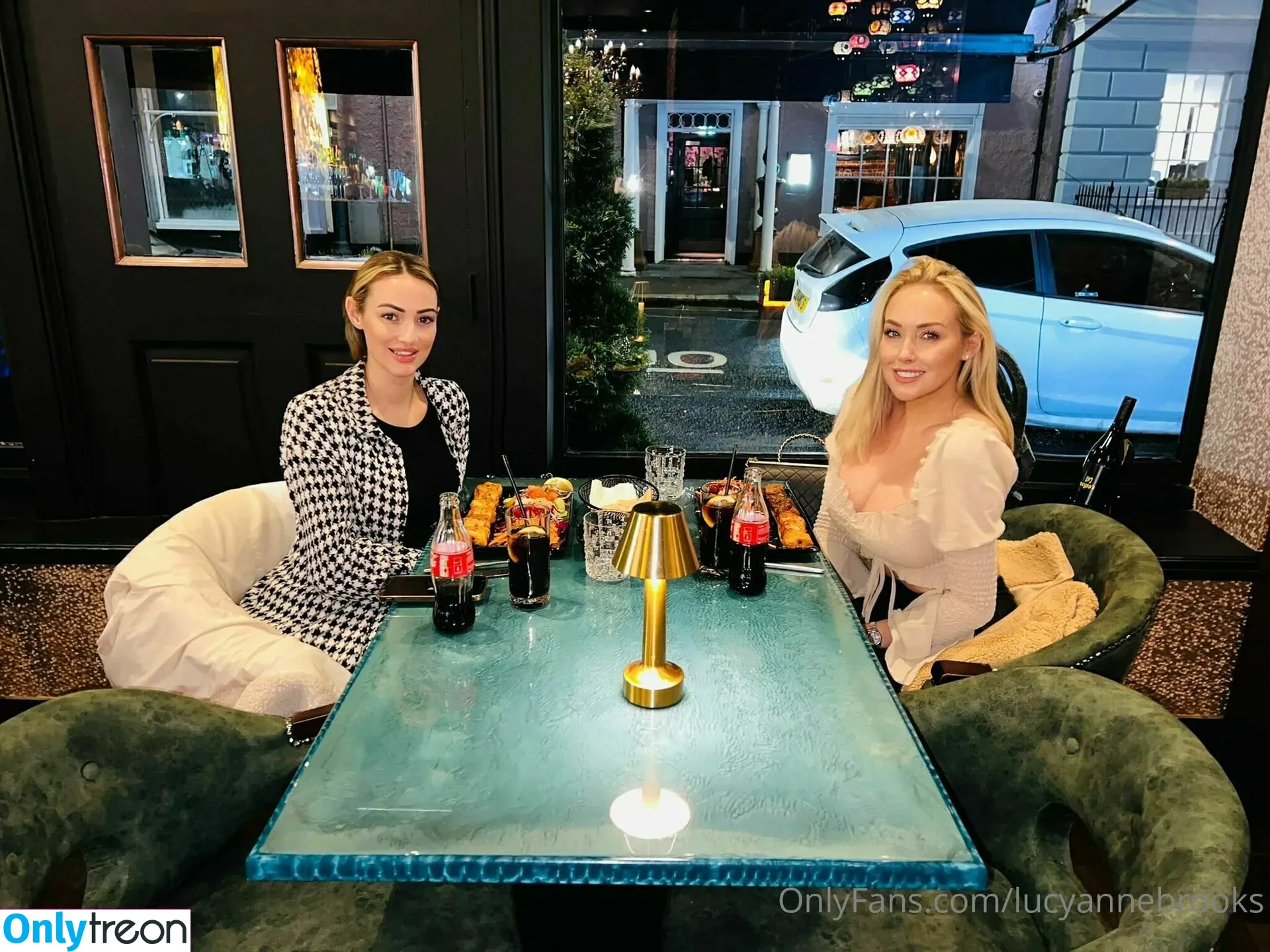 lucyannebrooks голая photo #0091 (labrooksuk)
