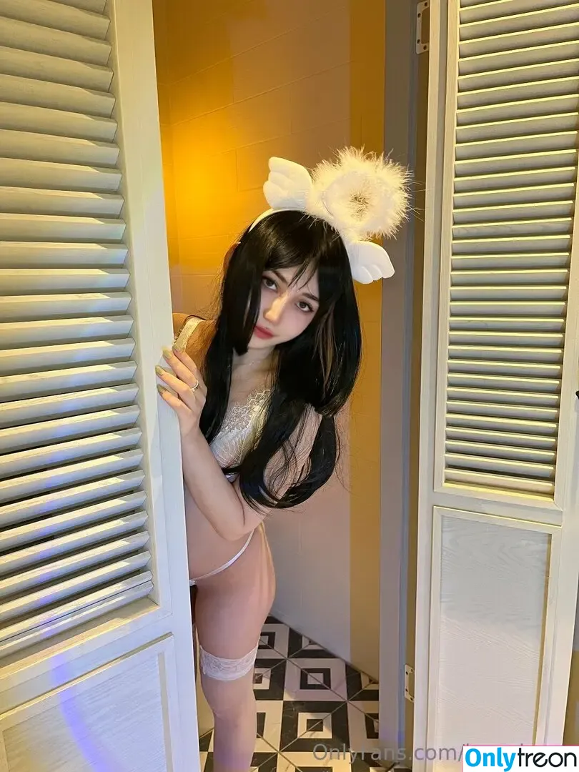 lucychang голая photo #0007 (lucychang_restaurant)