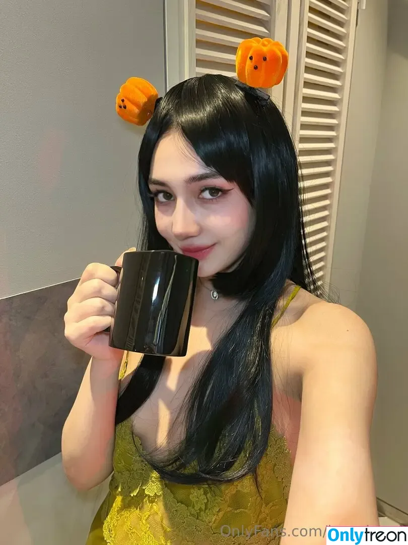 lucychang голая photo #0019 (lucychang_restaurant)