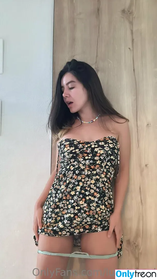 Lucyisloud nude photo #0347 (lucyisloud_)