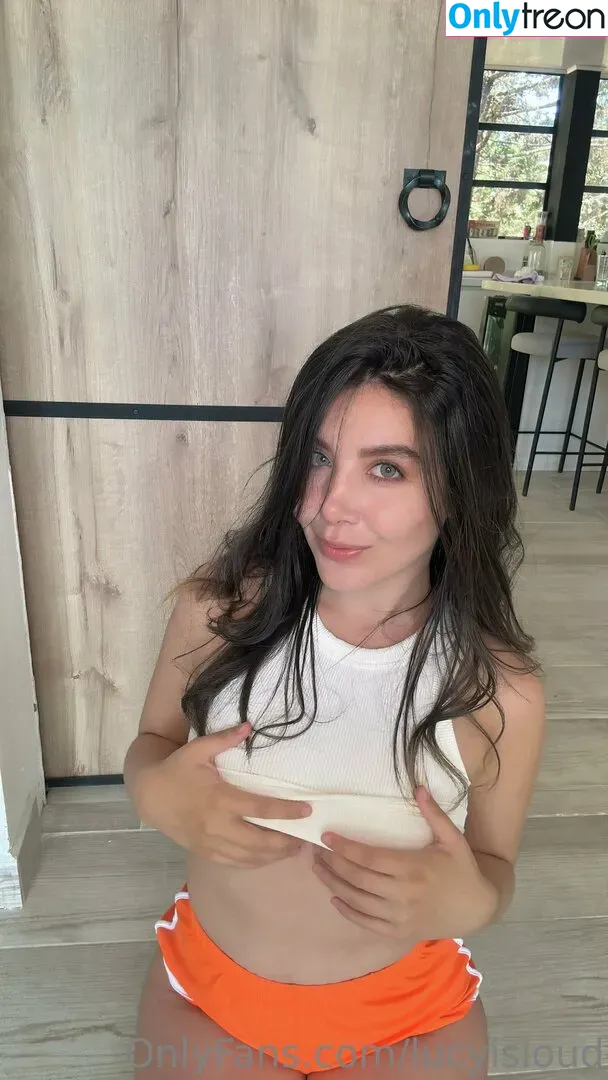 Lucyisloud nude photo #0371 (lucyisloud_)