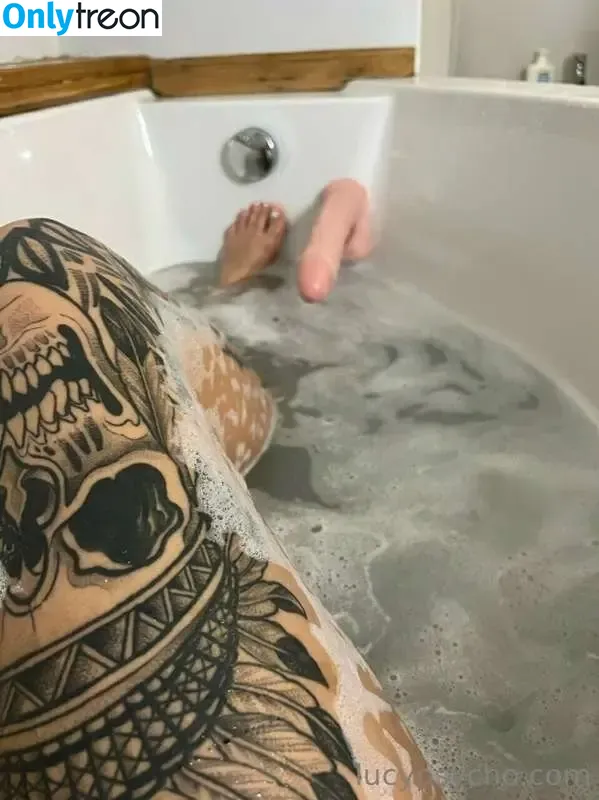 Lucypsycho nude photo #0020 (psychooooooooooooooo23)