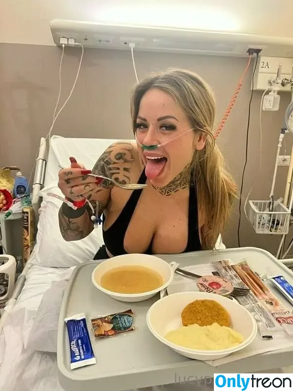 Lucypsycho nude photo #0044 (psychooooooooooooooo23)