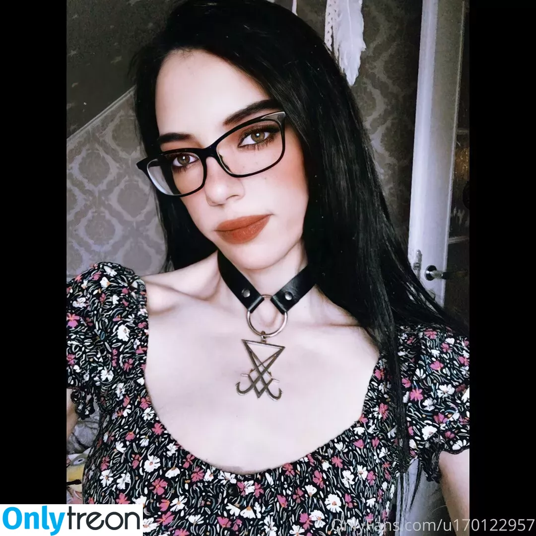 lucyvampi голая photo #0011 (lucyvamp)