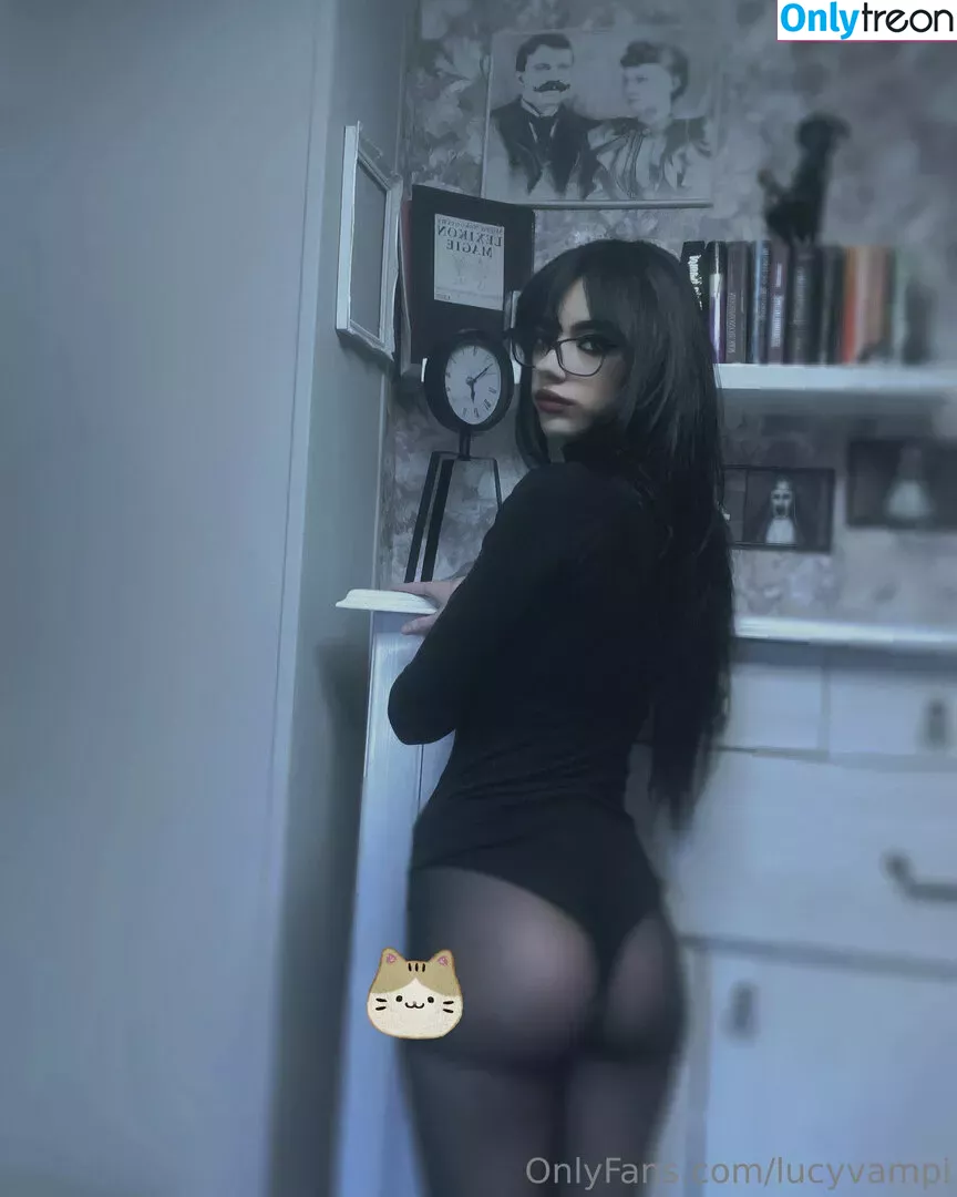 lucyvampi голая photo #0091 (lucyvamp)