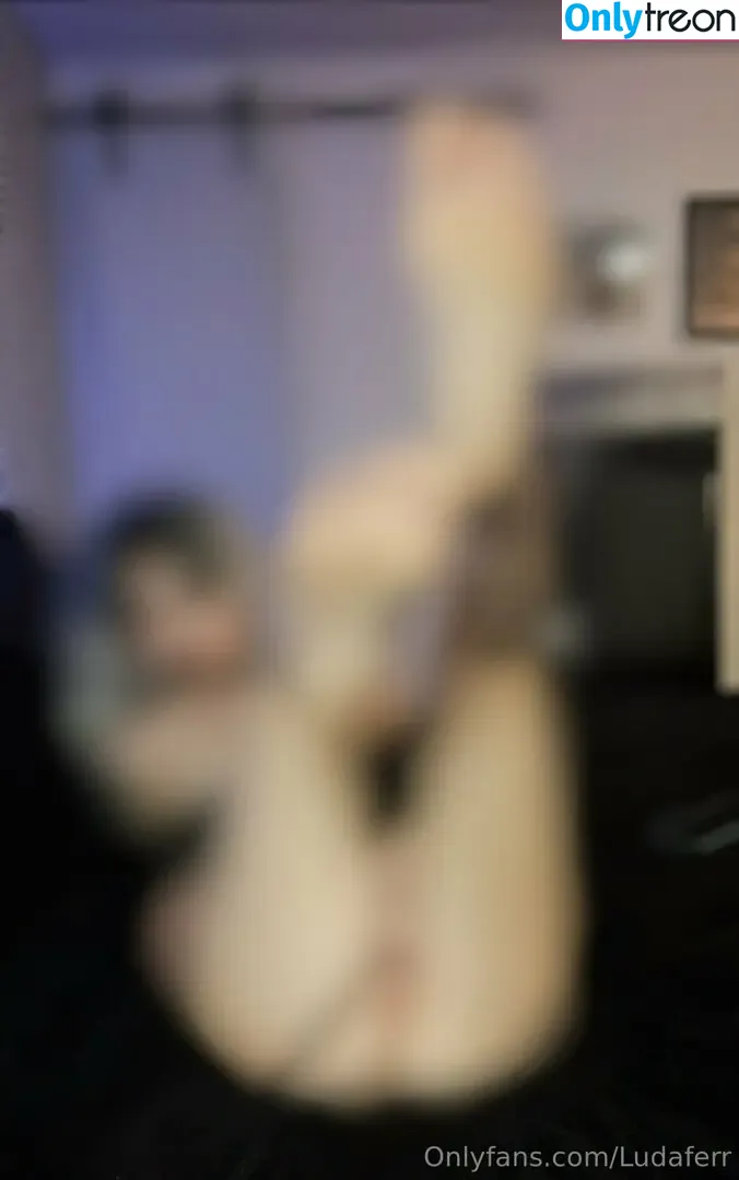 ludalot nude photo #0006 (ludasloot)