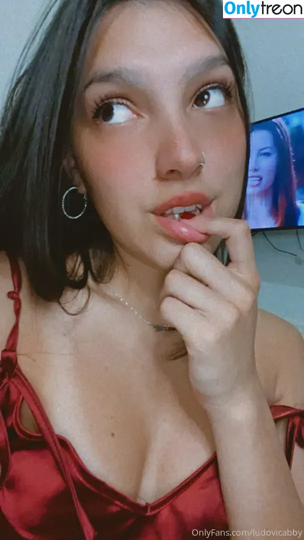ludovicabby nude photo #0004 (ludovicabby)