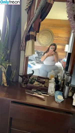 LuhSnowBunnyy / Hbooty / luhsnowbunnyy93 nude photo #0013