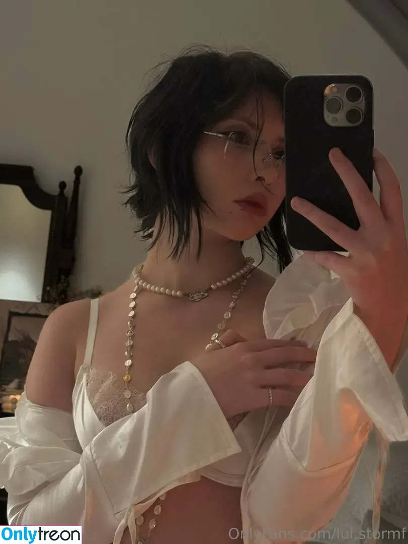 lui.stormf nude photo #0037 (lui.storm)