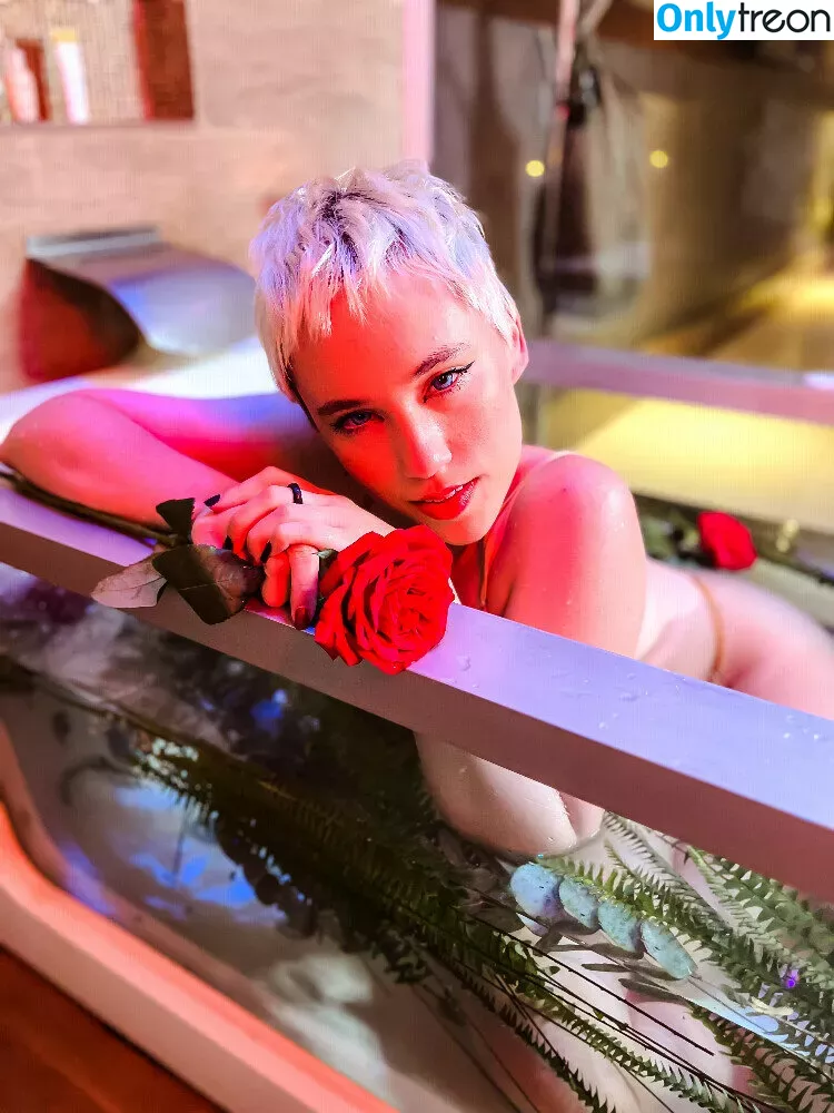 Luisa Roma голая photo #0071 (iuromacos / luromacos)