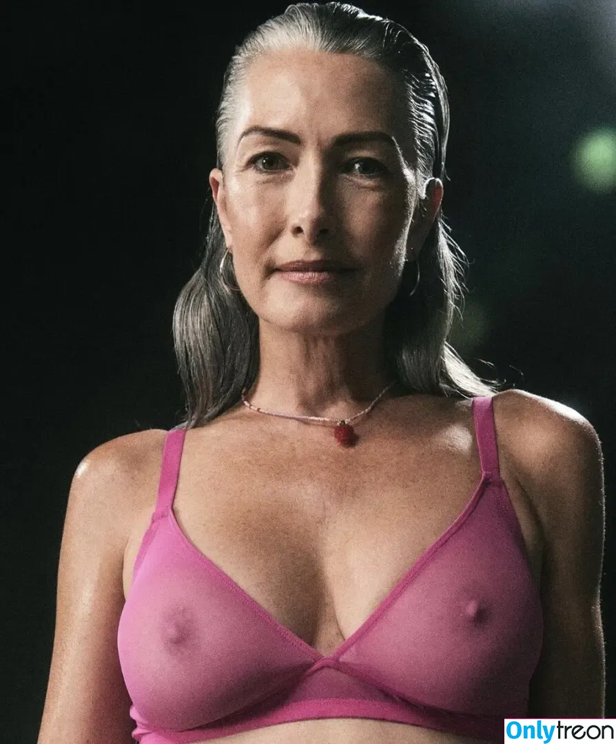 Luisa Silver nude photo #0004 (luisa_silvermodel)