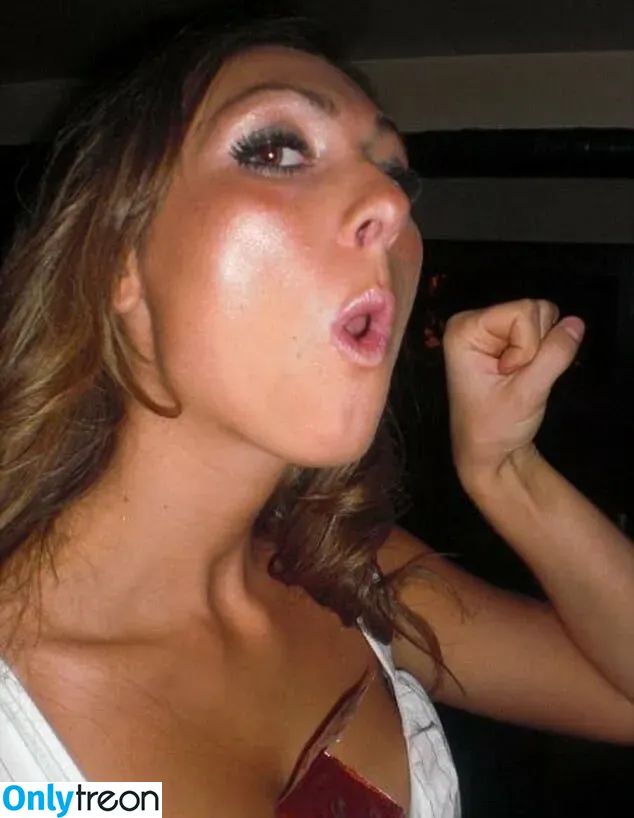 Luisa Zissman nude photo #0038 (luisazissman)