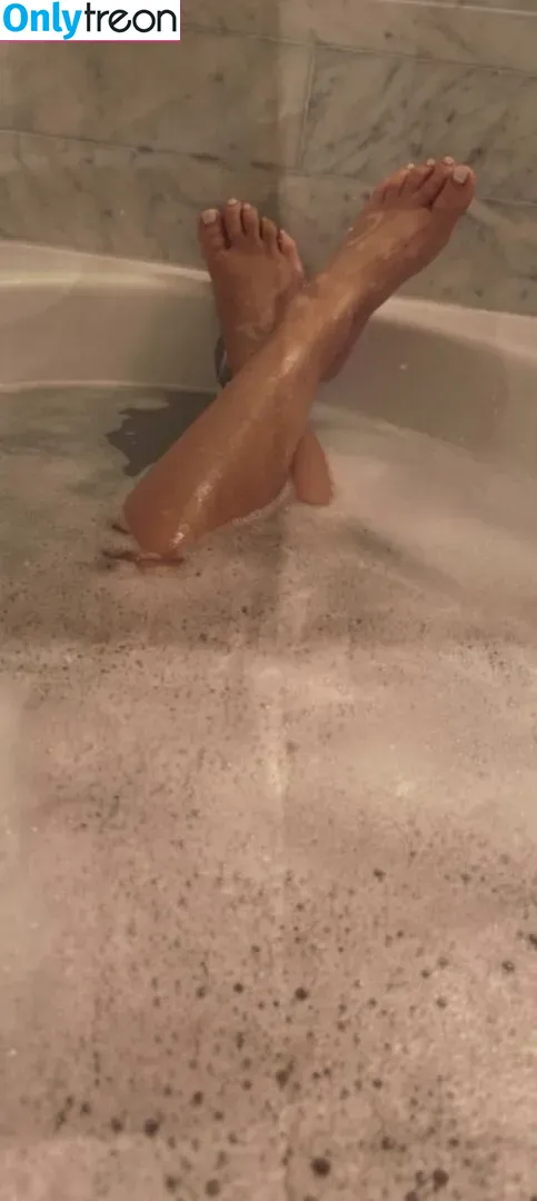 Luisa Zissman nude photo #0067 (luisazissman)