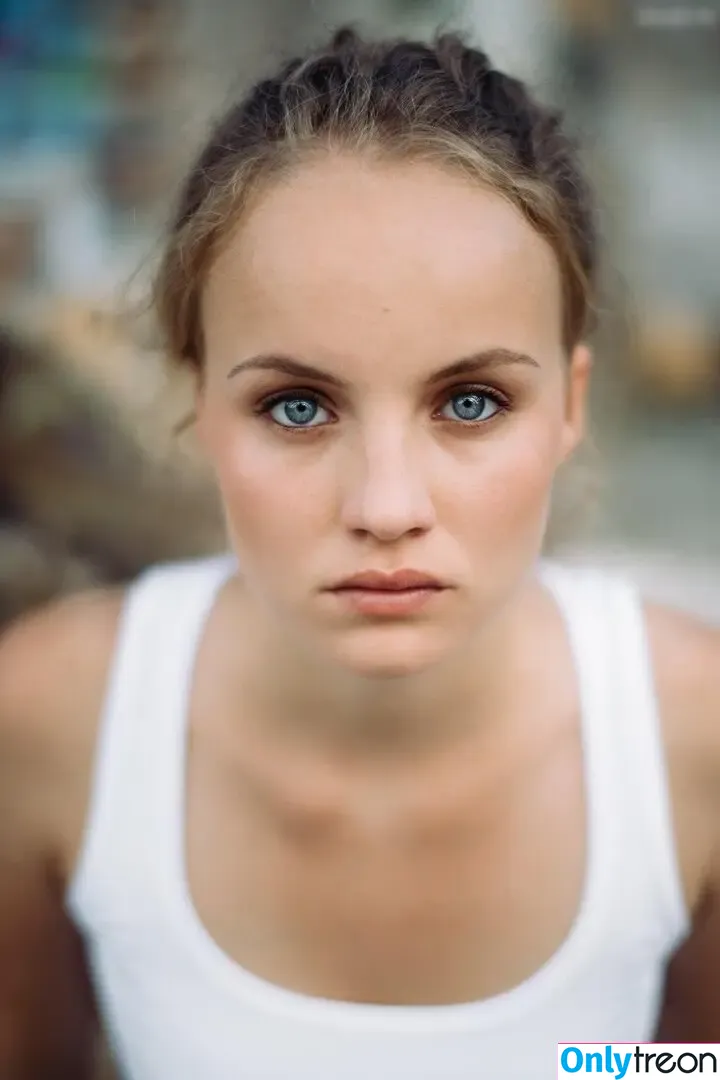 Luise von Finckh голая photo #0001 (luisevonfinckh)
