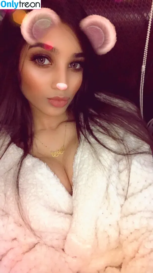 Lulwiii nude photo #0014 (lilbiii / lulwabuhsyeen)