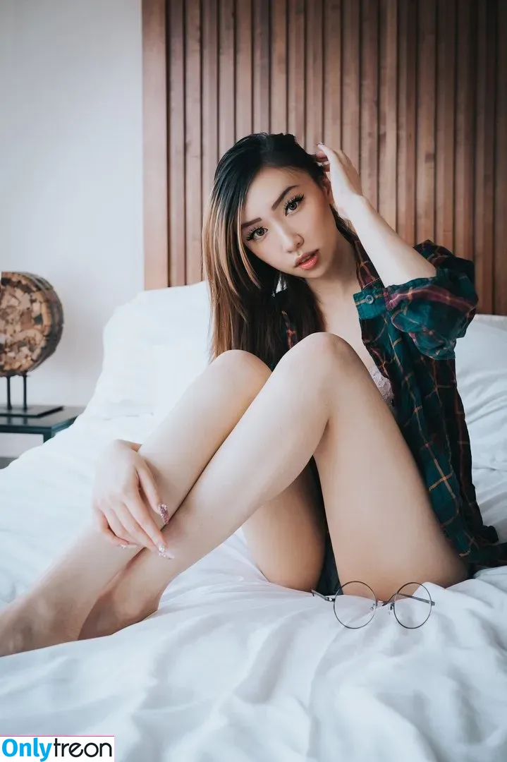 Luna Ly голая photo #0023 (lunalyxx / lunaokko)