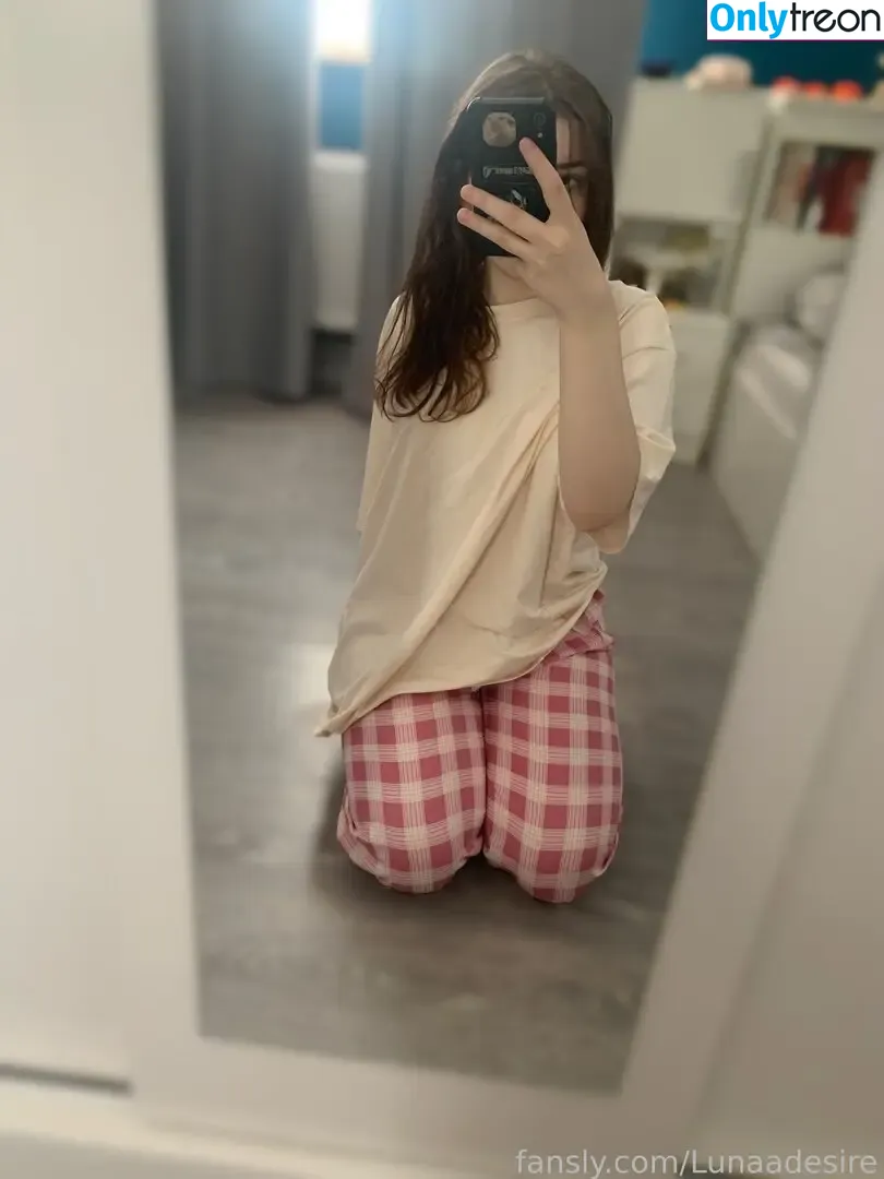 Lunaadesire nude photo #0075 (gxddessxxo)