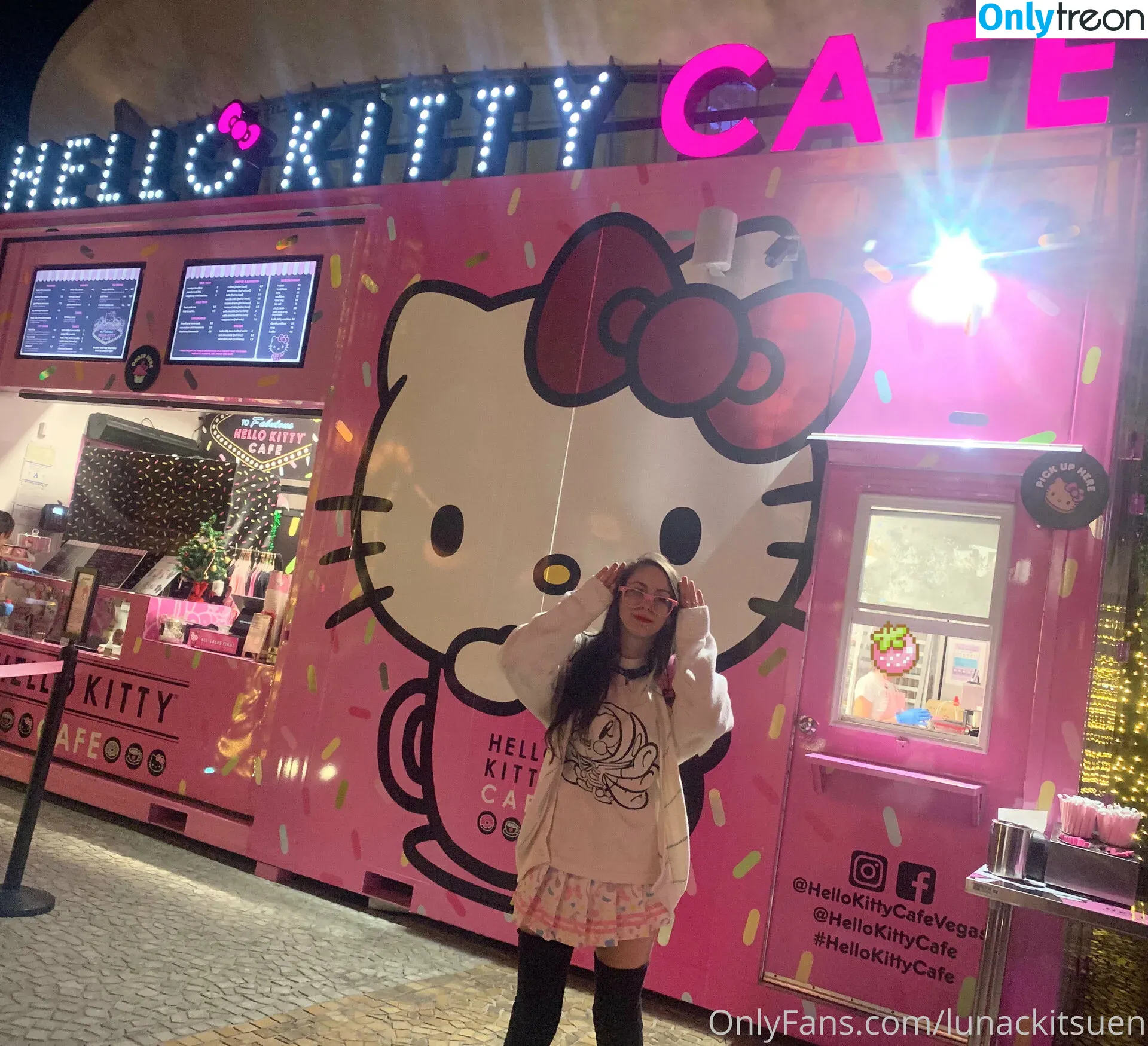 lunackitsuen голая photo #0048 (princesslunac)