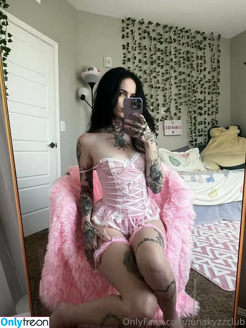 lunakyzzclub nude photo #0036 (lunakyzzclub)
