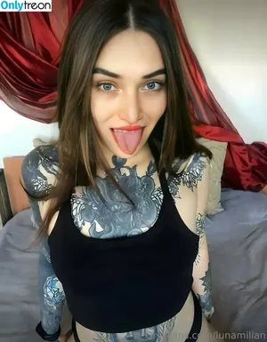  nude photo #0001