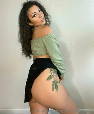 lunamorgantv / luna_morgaciova nude photo #0022