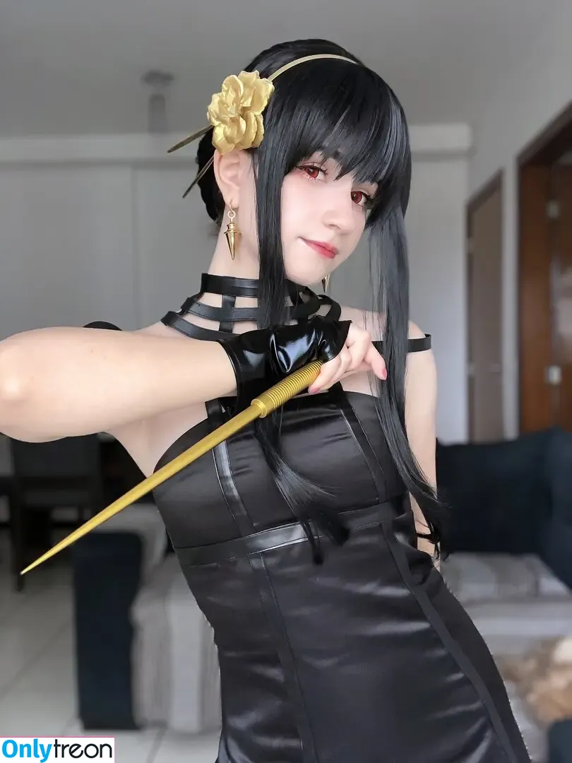 Lunarun nude photo #0019 (lunarun25 / lunaruna)