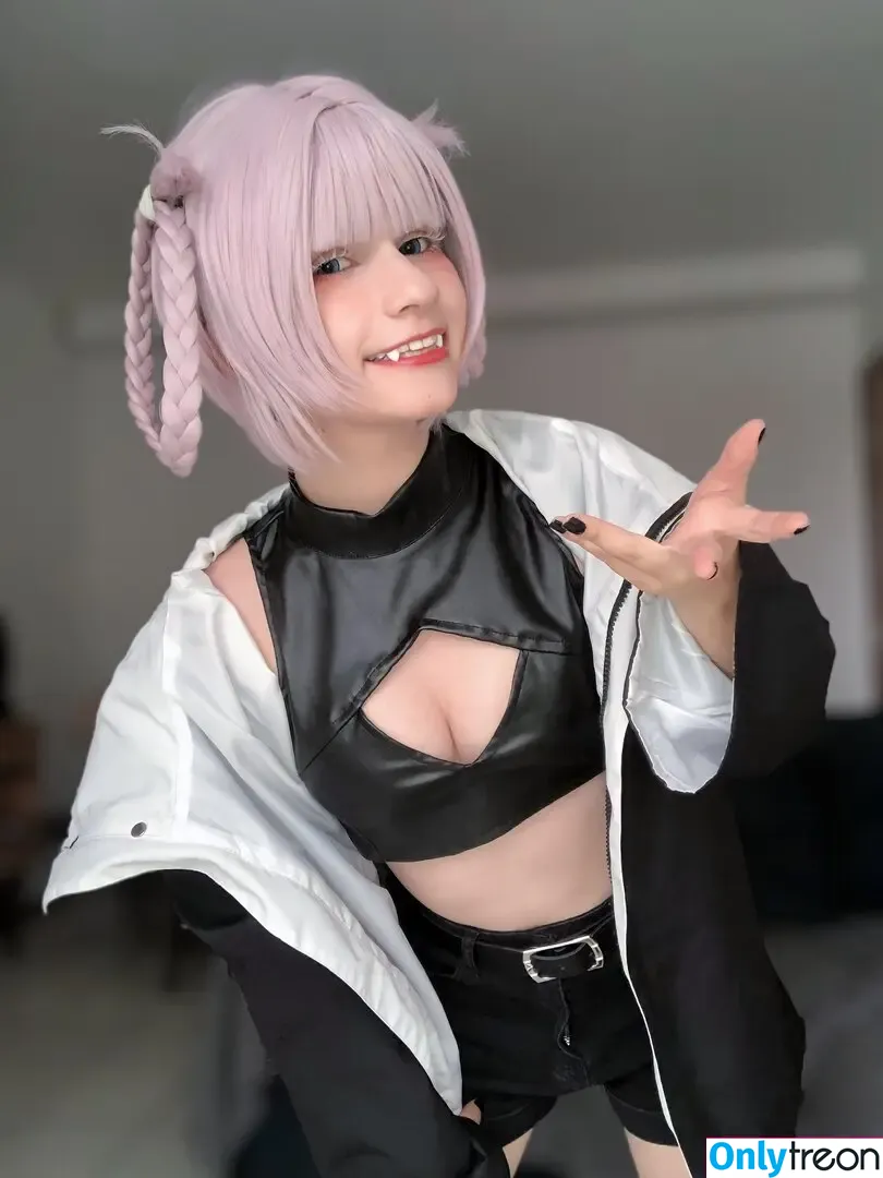 Lunarun nude photo #0034 (lunarun25 / lunaruna)