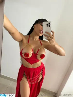 lunastar / luna5star nude photo #0002