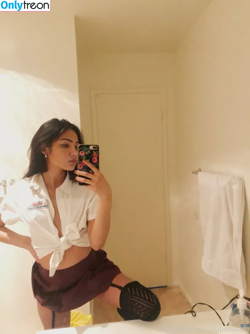 lupebaddy nude photo #0006 (lupebaddyxx)