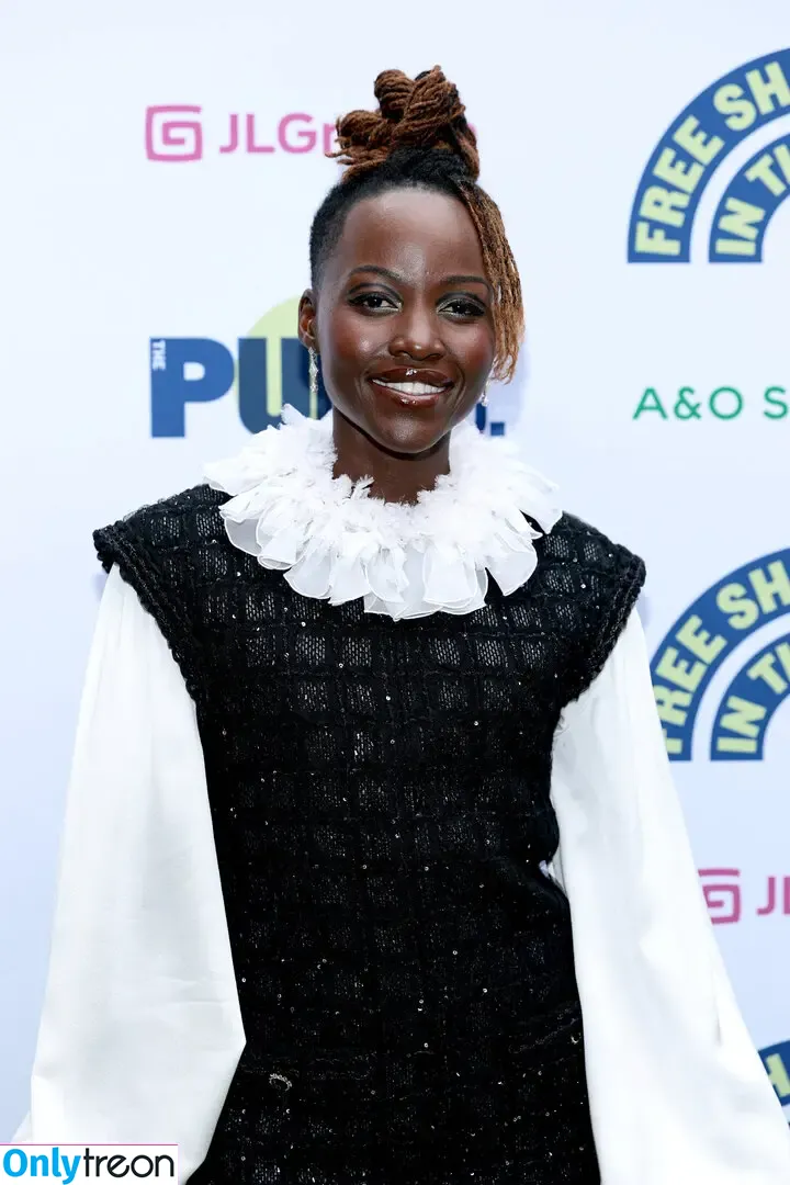 Lupita Nyong'o голая photo #0121 (lupitanyongo)