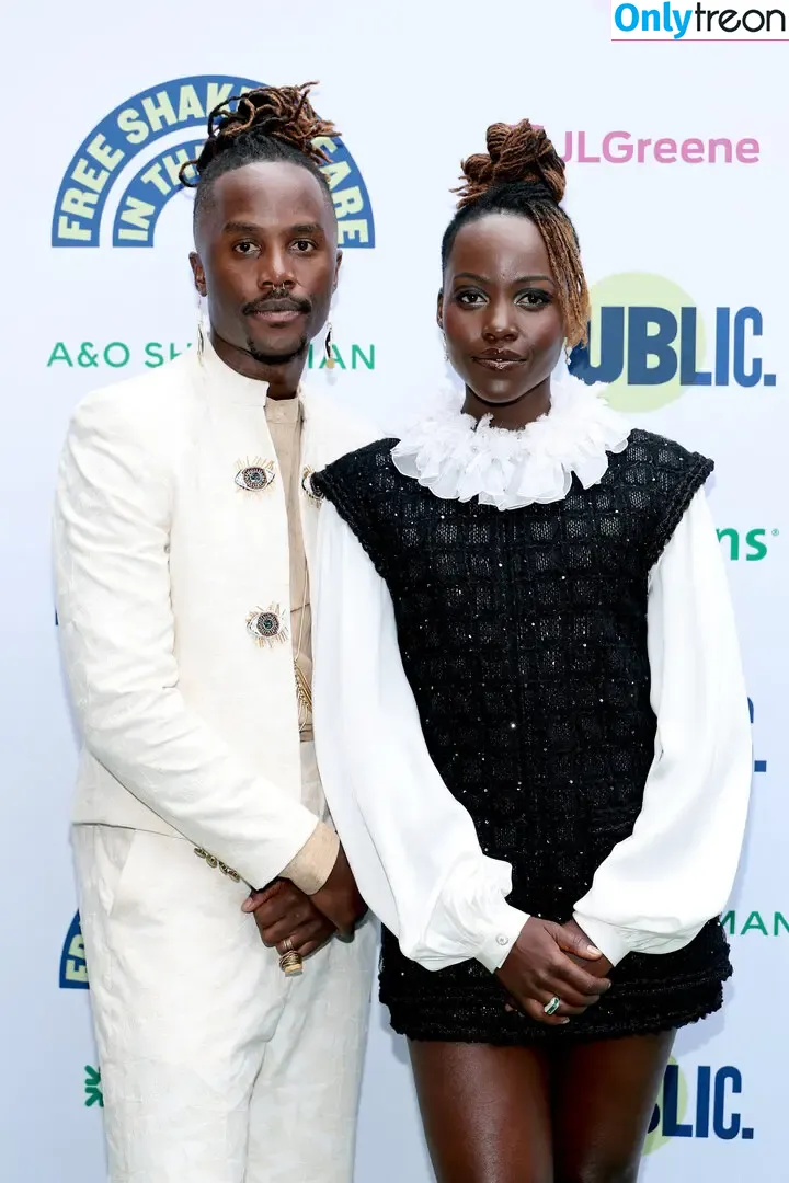 Lupita Nyong'o голая photo #0123 (lupitanyongo)