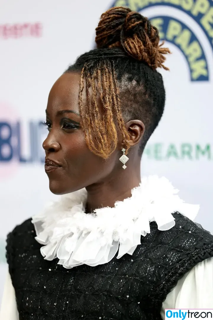 Lupita Nyong'o голая photo #0126 (lupitanyongo)