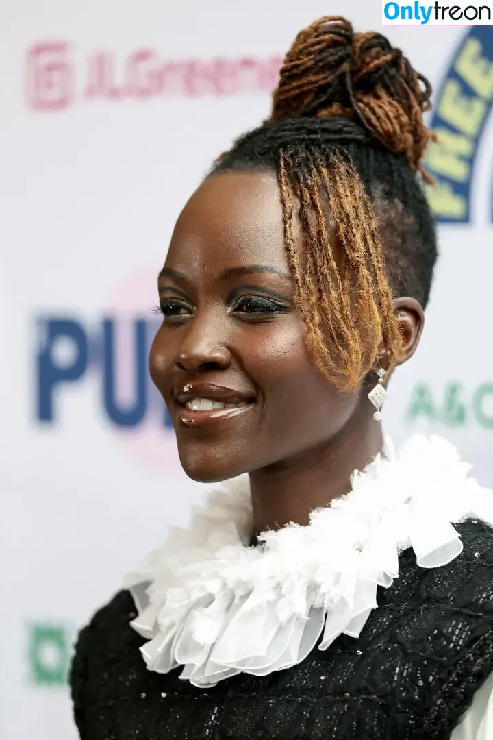Lupita Nyong'o голая photo #0132 (lupitanyongo)