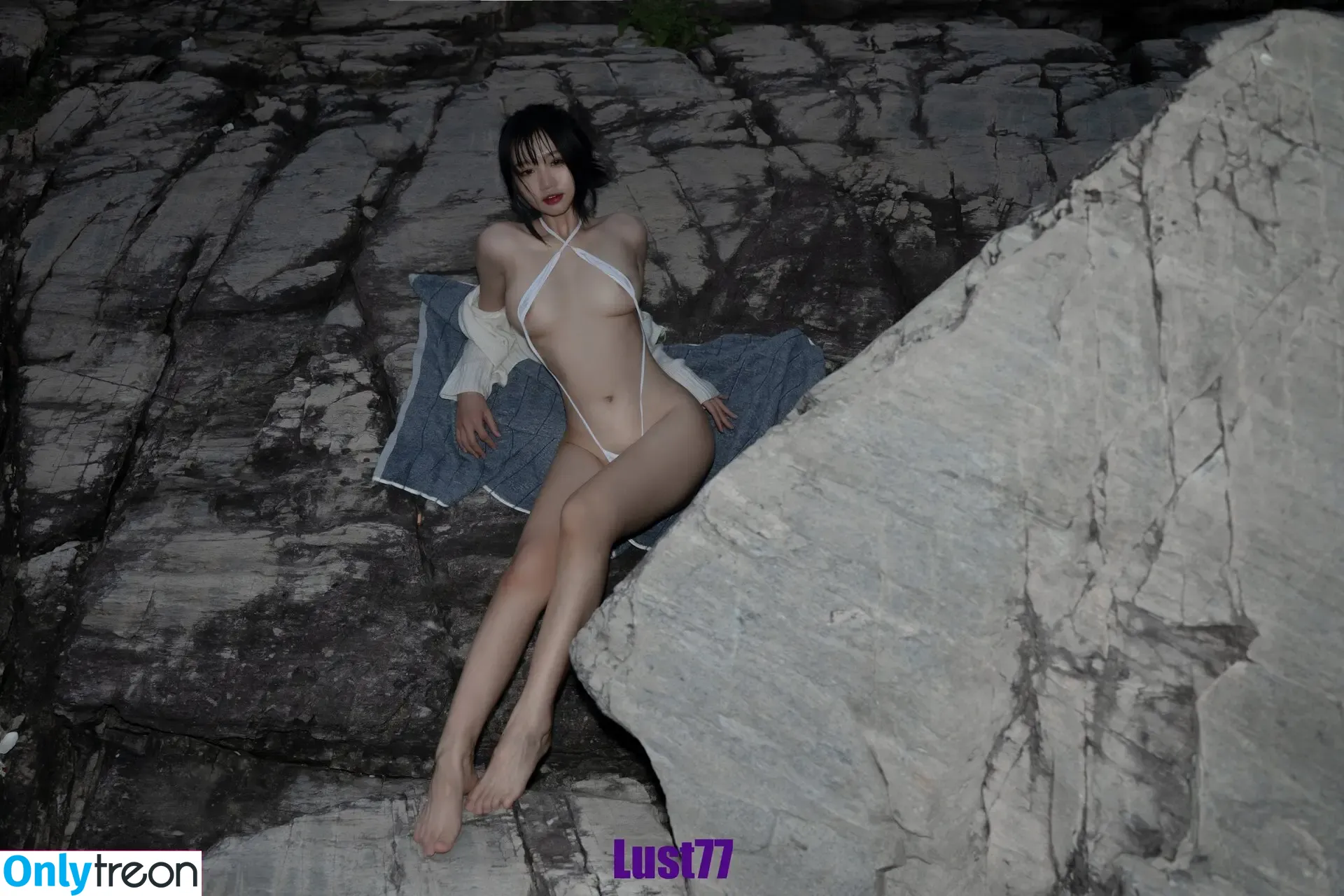 _Lust77 nude photo #0087 (LustSeven_7 / 柒柒)