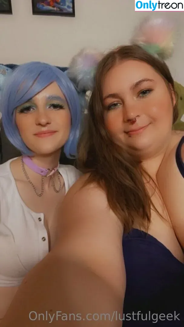 lustfulgeek голая photo #0148 (14_a_c_14 / abbyandcourtney)
