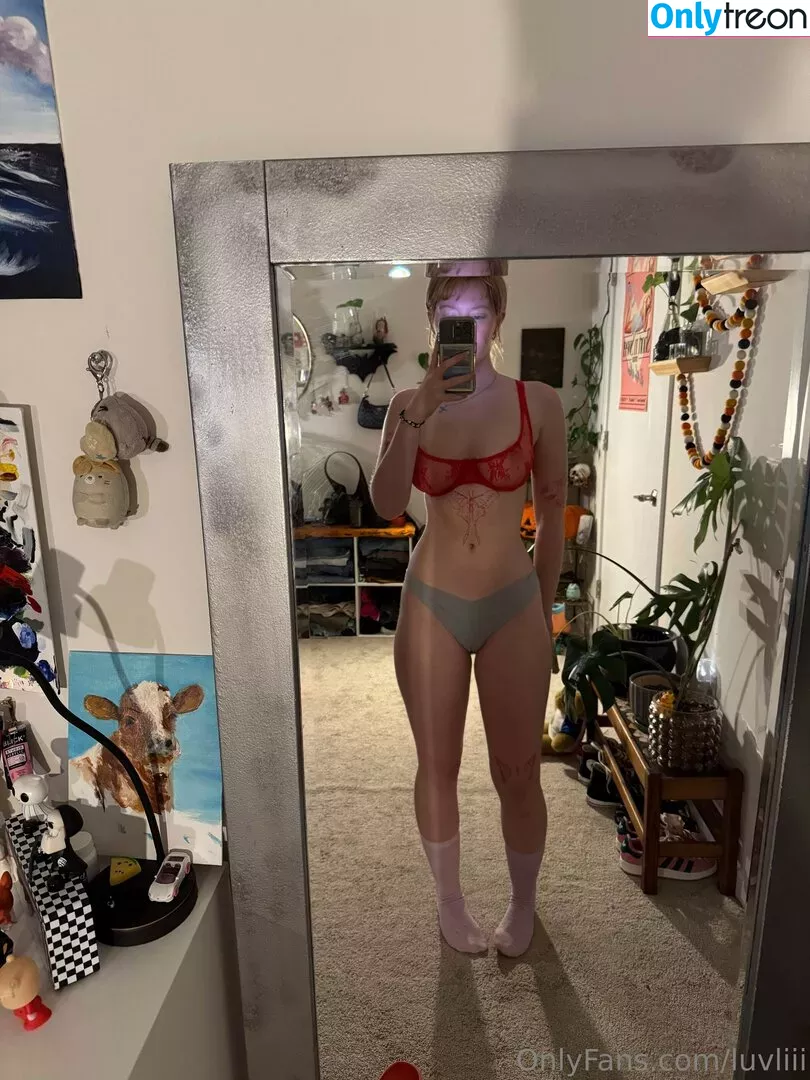 Luvliii голая photo #0149 (meatloafyyy / shmeatloafyyy)