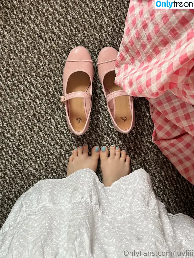 Luvliii nude photo #0245 (meatloafyyy / shmeatloafyyy)