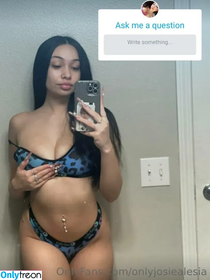 luxuraa nude photo #0031 (PriscillaHazell)