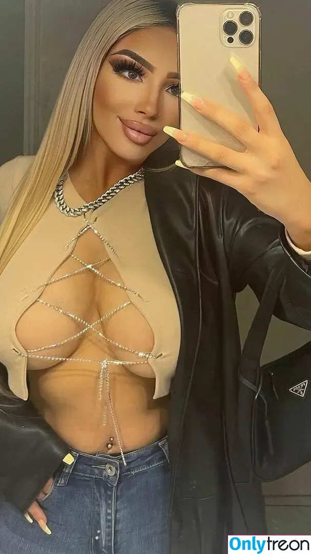 Luxuryysana MYM nude photo #0006 (luxuryysana / sanaluxury_fanpageoff)