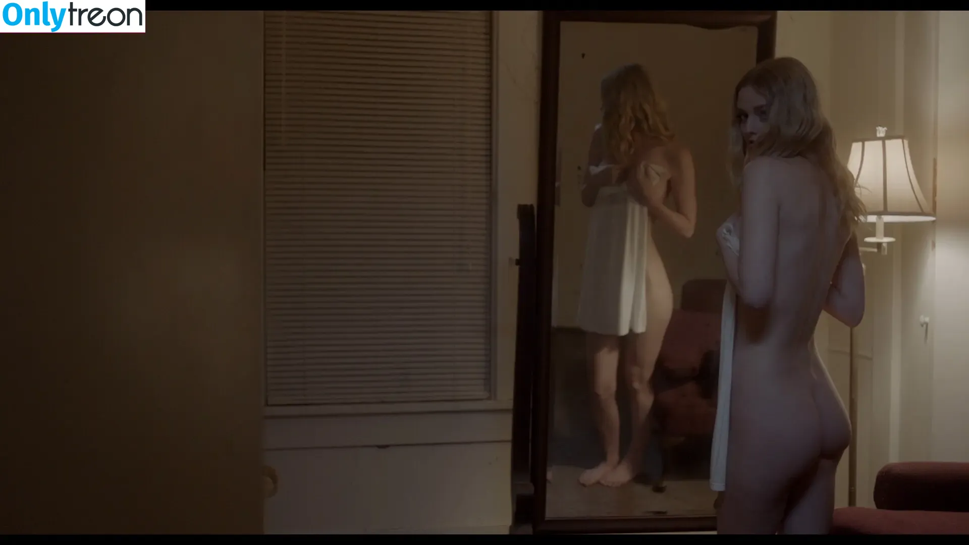 Lydia Hearst nude photo #0001 (lydiahearst)
